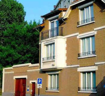 La - Bed & Breakfast Parijs